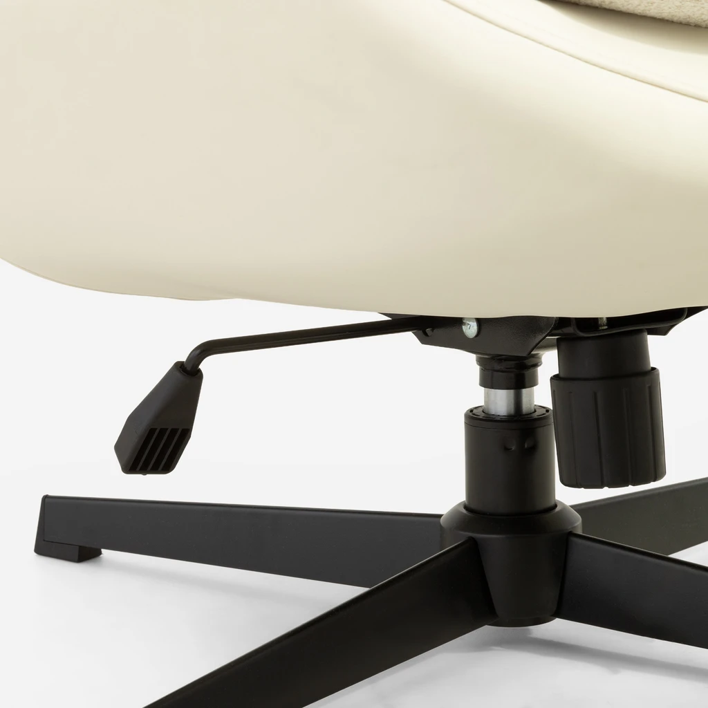 Zdjęcie fotela. Zbliżenie na detale. 