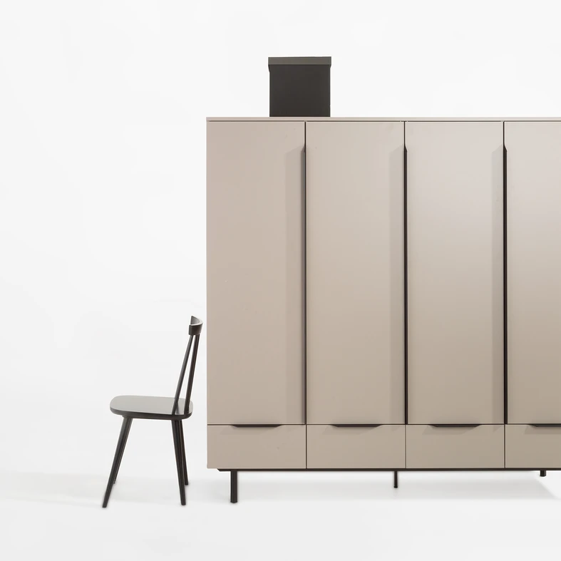 Šatní skříň se zásuvkami cappuccino DAMIEN