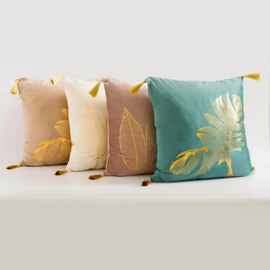Povlak na polštář BORNEO zelený se zlatým listem 45x45 cm