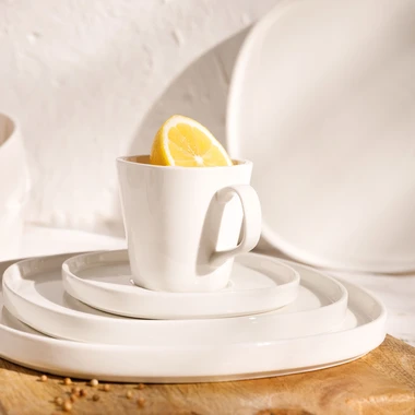 Šálek s podšálkem CARRE 190 ml