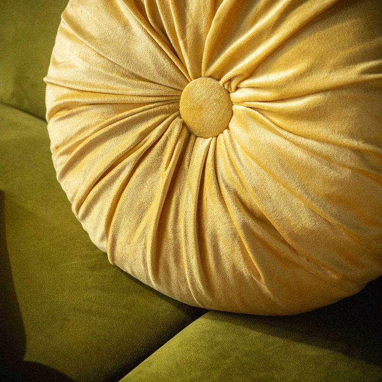 Žlutý dekorační kulatý polštář SELMA 40 cm