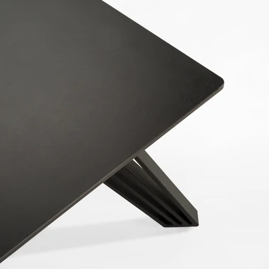 Stolek na kovových nohách EGENO