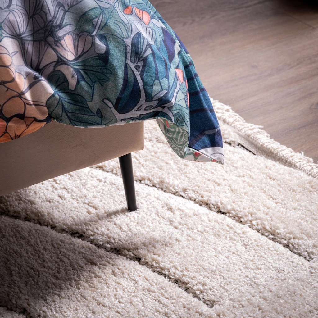 Łóżko ze stelażem beżowe KEQUN 160x200 cm Béžová postel s roštem KEQUN 160x200 cm