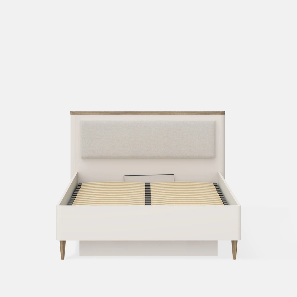 Beżowe łóżko z elementami w kolorze ciepłego drewna i tapicerowanym panelem na wezgłowiu