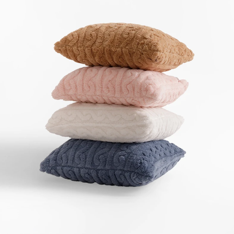 Kolorowe poszewki dekoracyjne