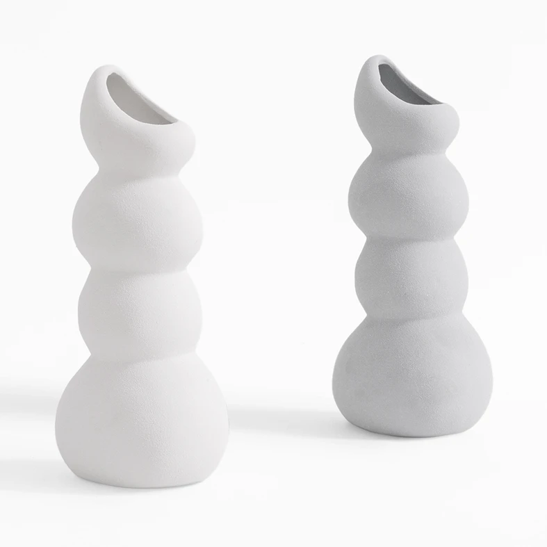 Šedá váza sněhulák 24,2 cm