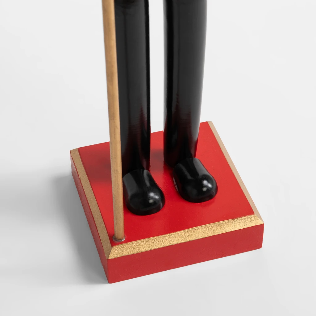 Figurka červeno-zelená LOUSKÁČEK 81 cm