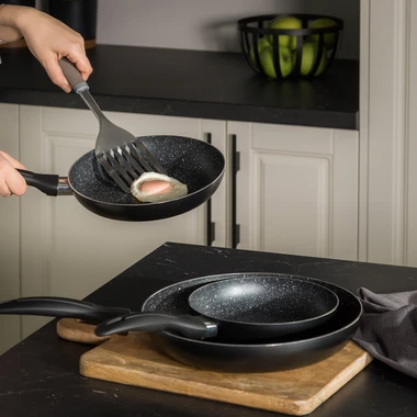 Sada 3 pánví na indukci a plyn DAILY TREO 18/22/26 cm