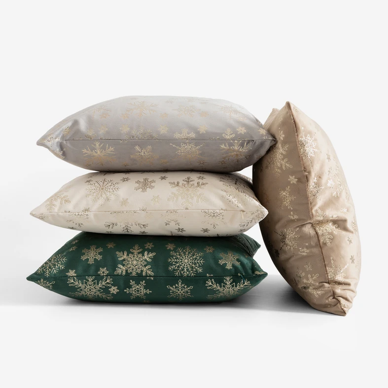 Dekorační polštář se sněhovými vločkami CELEBRI zelený 45x45 cm