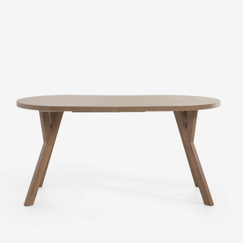 Rozłożony blat do stołu o dwie dodatkowe wstawki.