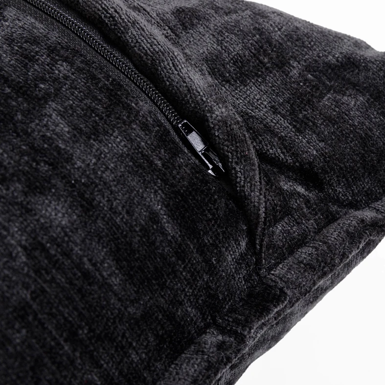 Czarna poszewka poliestrowa