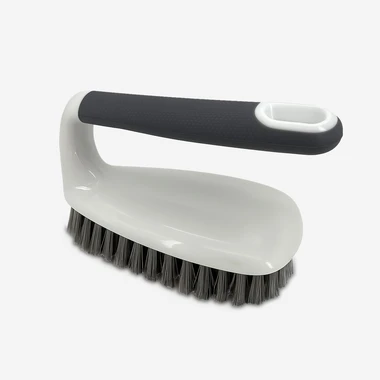 Bílý čisticí kartáč