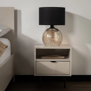 Jantarová stolní lampa s černým stínidlem BRISTOL FUME.