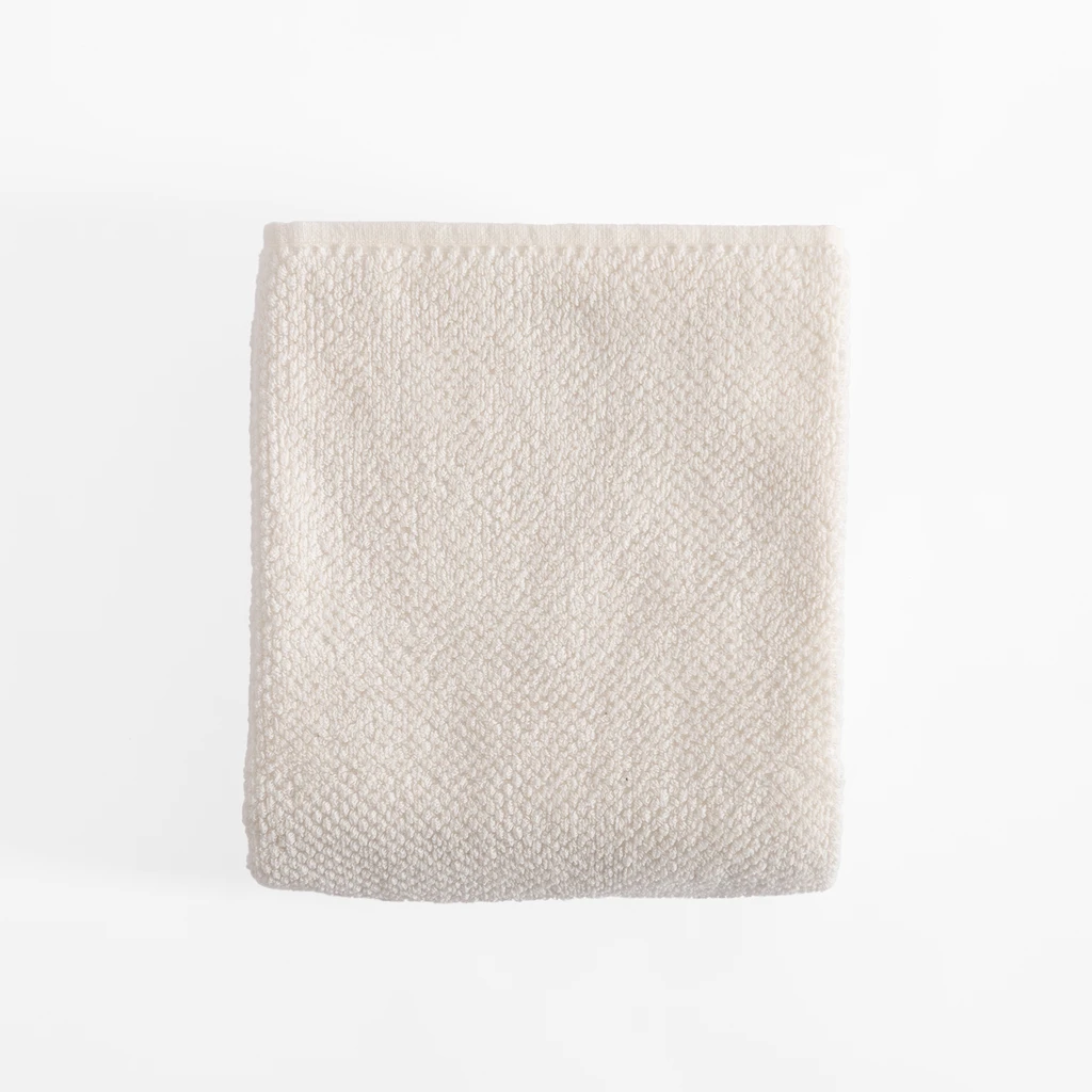 Miękki ręcznik z bawełny o kolorze ercu