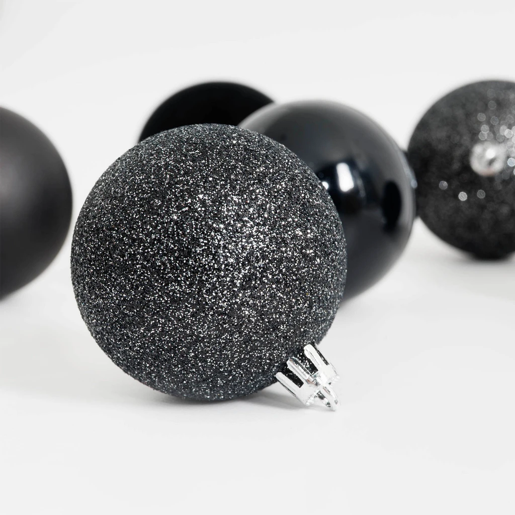 Vánoční baňky 6 cm černé 16 ks