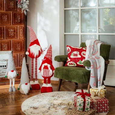 Dekorační povlak na polštář červená vánoční chaloupka 45x45 cm