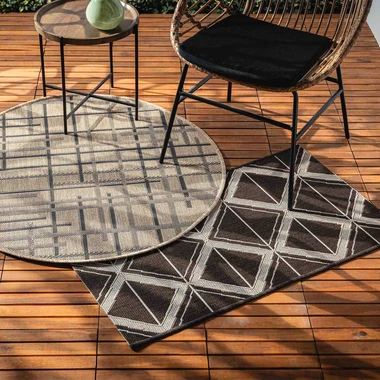 Antracitový geometrický koberec JUTA 50x80 cm