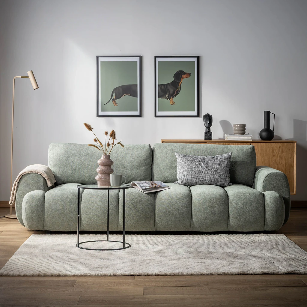 Kulatý stolek se skleněnou deskou