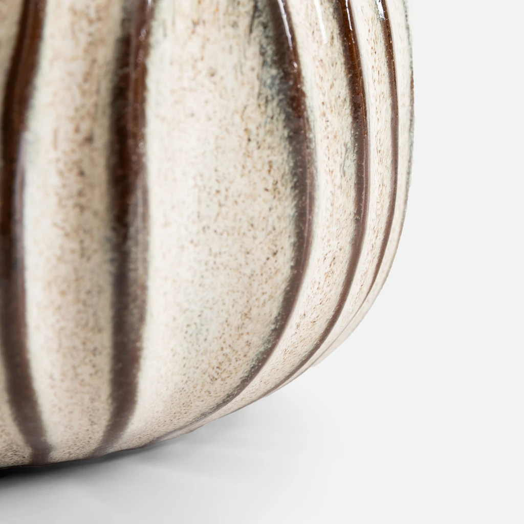 Bílý obal na květináč 17 cm